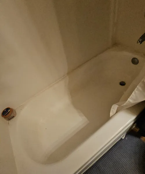 Bathroom Cleaning in Kirkland 